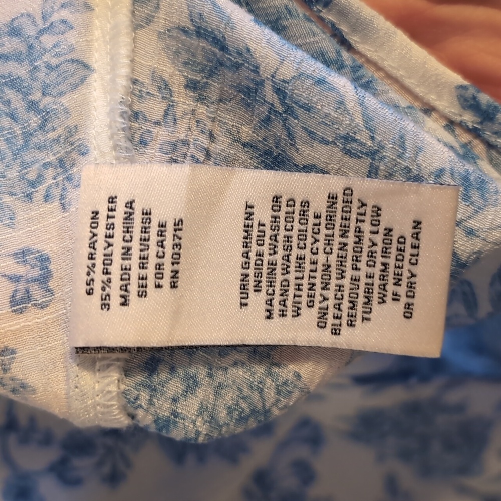 Flowy Nanette Lepore Blue Floral Ruffled Blouse - Picture 5 of 6